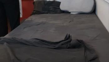 流出火爆全网的嫖妓达人偷拍金先生寓所约炮样子青涩气质美女大学生身材苗条很有做模特的潜质