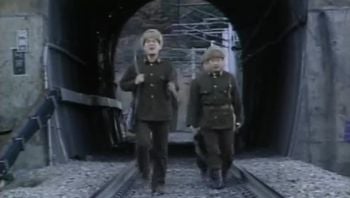 {韩国三级}北朝鮮高級売春女 北8朝鮮 高級売春女