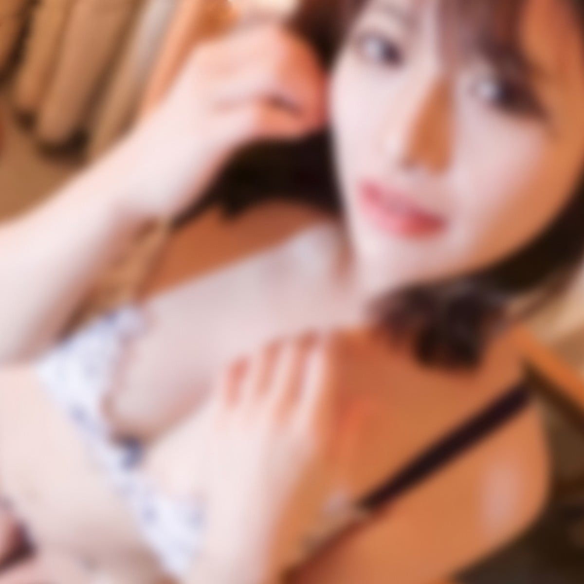 (FC2) 【モ无】全フォロワー49 701人に捧げる【グラビアアイドル】再出演多くは语れませんが【本编完全颜出し】极上クラスのグラマー美肌