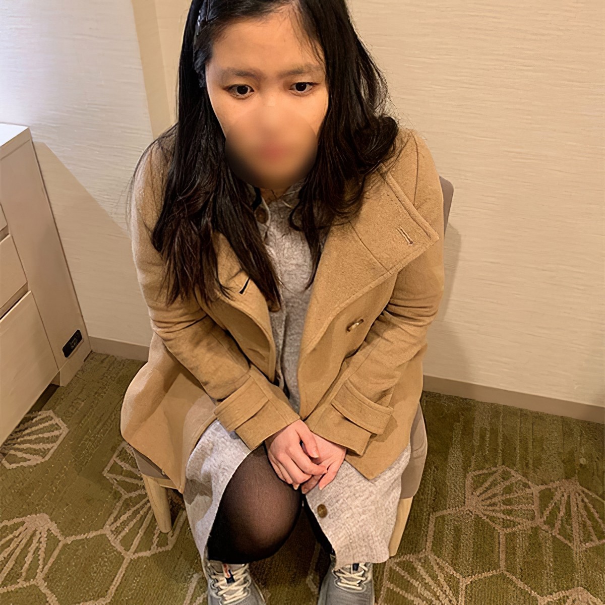 (FC2) 【ハメ撮り・背徳感】幸薄すぎる人妻が生意気にもゴムをつけてというので、しぶしぶ付けましたが・・・[前编]
