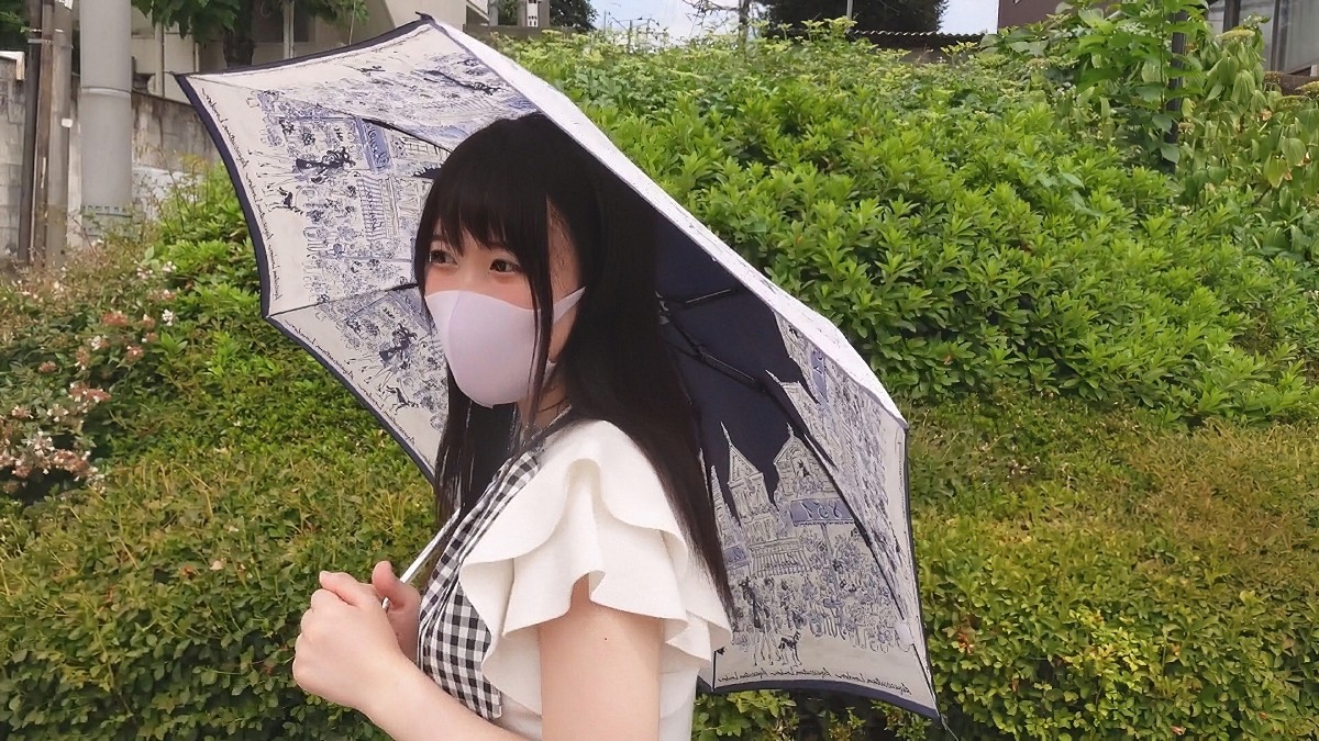 (FC2) 【ムッツリ巨乳のお嬢様！】 抑圧された性欲を大解放！ 始めて覚える「気持ちい」に膣イキ连発！【すみれ(21)】【レビュー特典あり