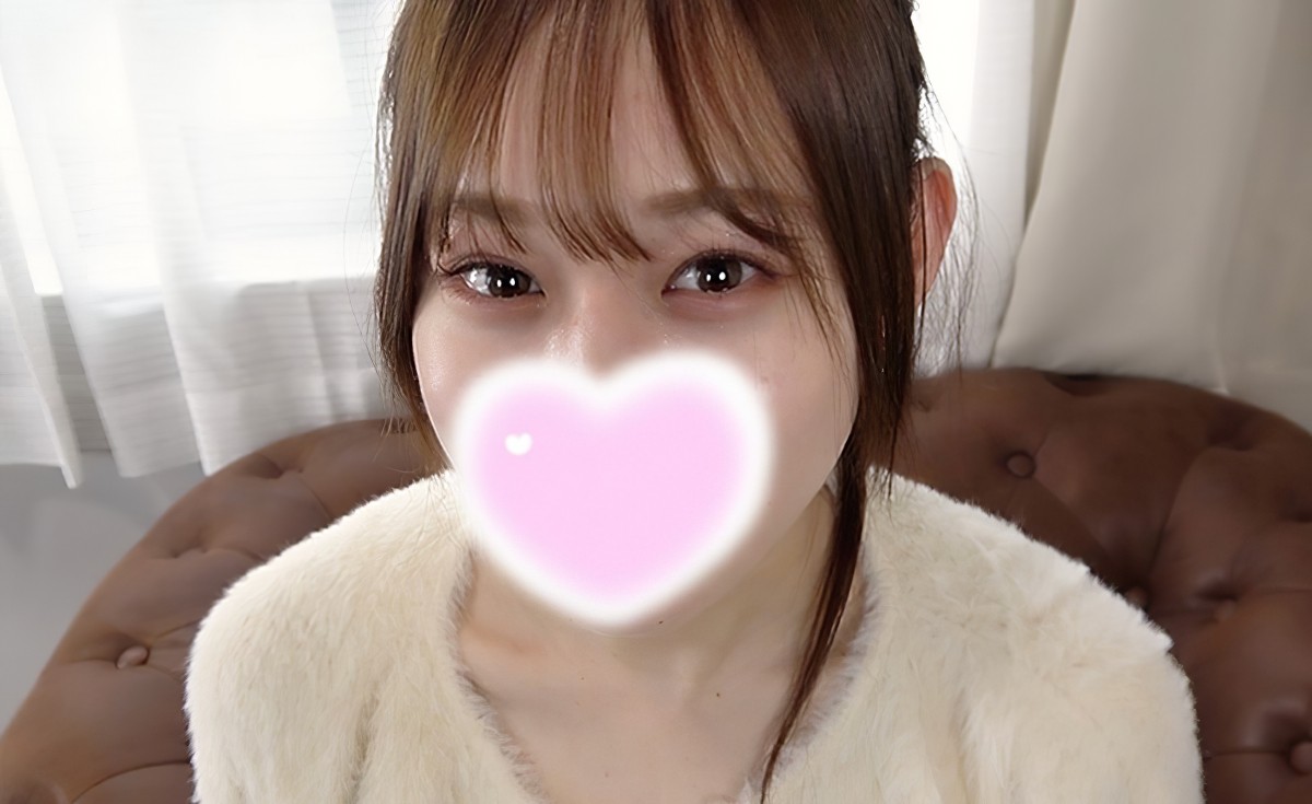 (FC2) 【人知れず响くアイドルボイス】真冬に咲く人见知りの一轮花。紧张のその先にある自分でも知らない世界。こはる１９歳