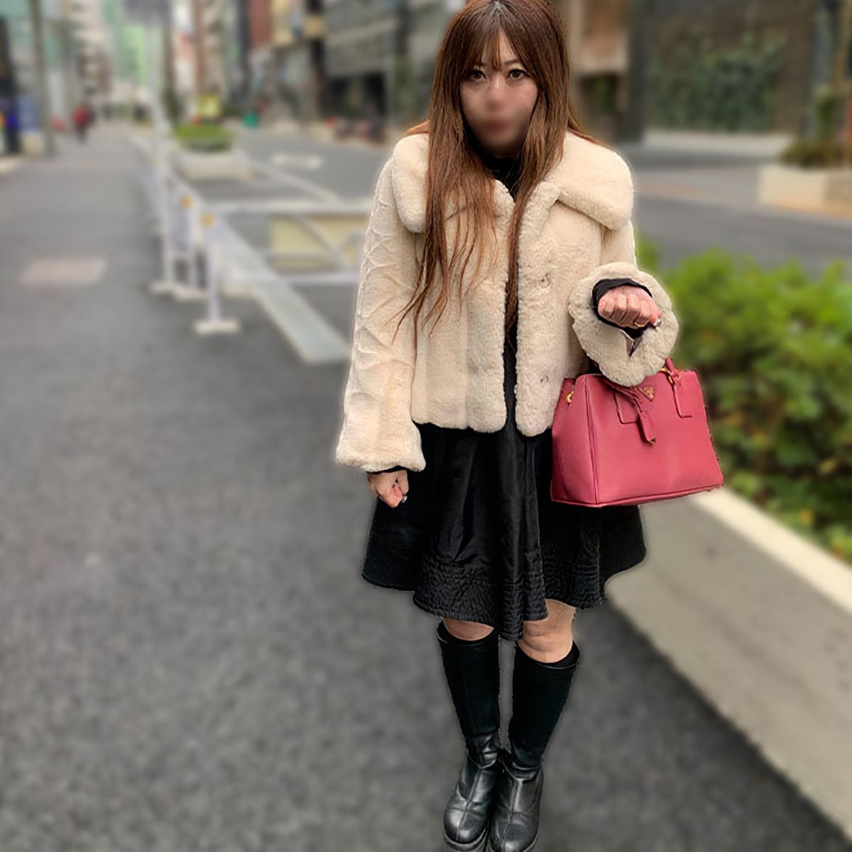 (FC2) 【颜出し】【不伦・ハメ撮り】近所のテンション高めでノリがよい可爱らしい人妻を寝取りました。