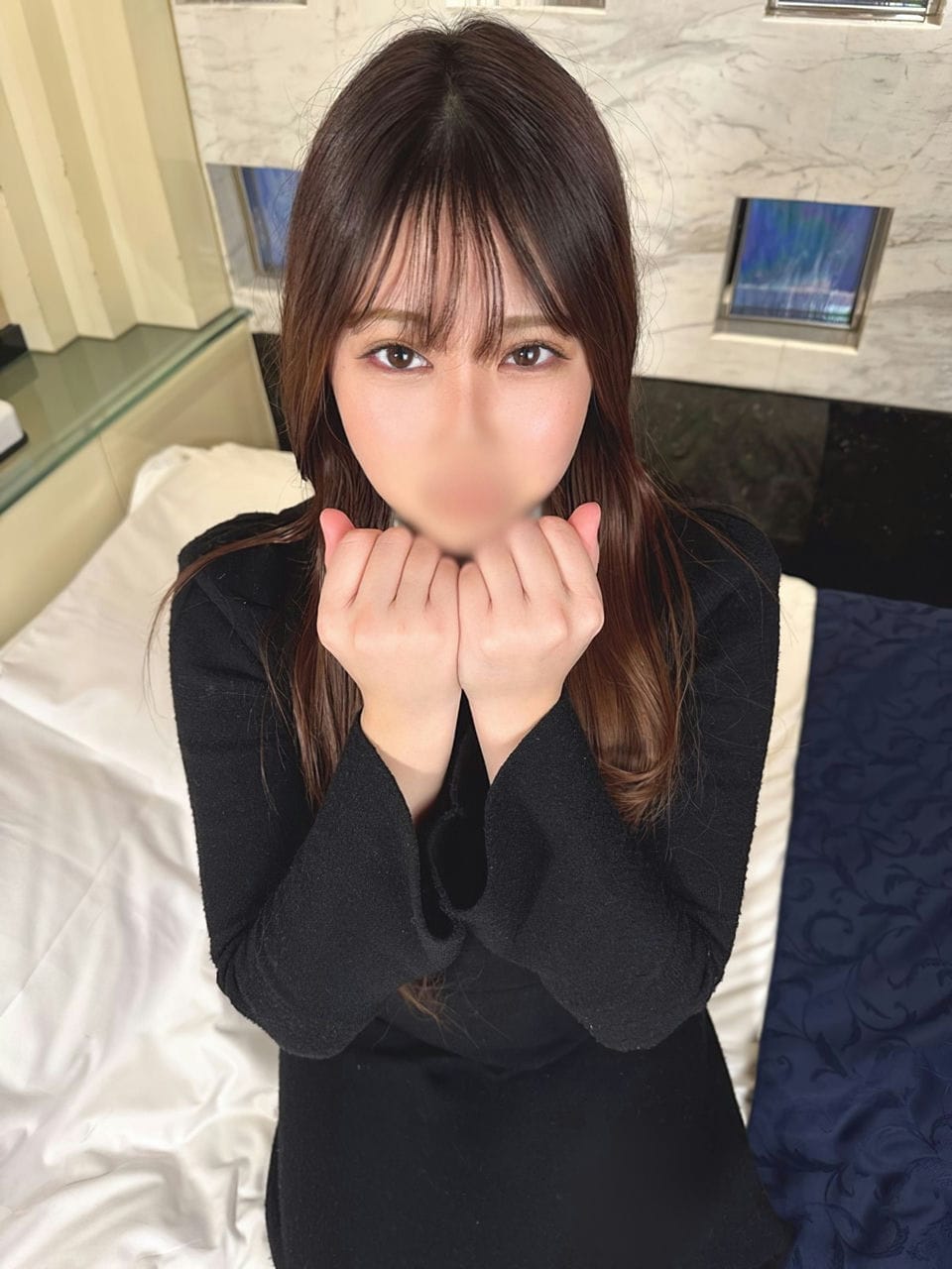 【超ドM×イイオンナ】初めてのハメ撮りあいかちゃんの未処理マンコにたっぷり中出し紧张で震えてる姿も见てください