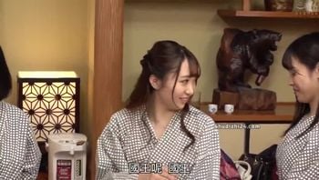公司旅行美人女子社员们与身为男人的我梦般的国王游戏大乱交！