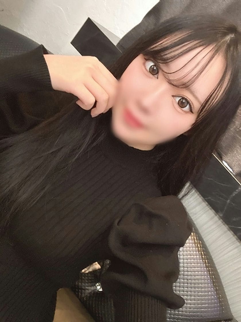 容姿端麗！一流ホテル受付嬢！美乳と美脚さやかちゃん。男性経験少なくぎこちない素人感満載のウブウブなエッチを晒しちゃいます