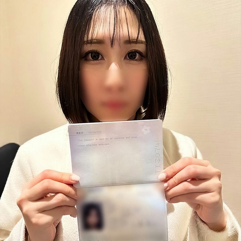 バスケ部出身の清楚系読モは陥没乳首。里では彼氏以外のちんぽにむしゃぶりつく寝取られ癖の持ち主。ネカフェ内露出ぷれいからの孕ませ生