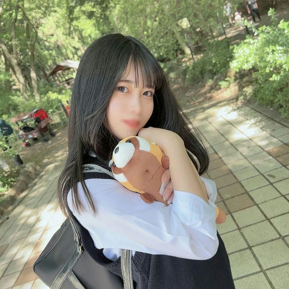初撮影・顔出し！転校してきたばかりの寂しがり屋で関西訛りがキュートすぎるやわふわ隠れ巨乳な女生！無自覚誘惑を繰り返す罪なJ＆