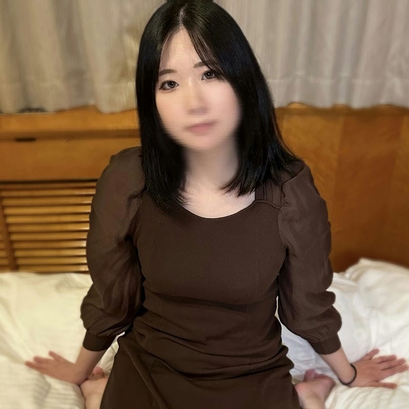 デカ尻好きは必见！【中出し】抱き心地抜群なフェラ颜美人は押しに弱く、中出しを许可してしまう。特典あり