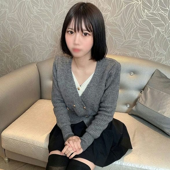 ルックス最强なアイドル级18歳の音大生。歴代彼氏1人のピュアすぎる色白スレンダーな初々しいカラダをたっぷり堪能、大量中出し。