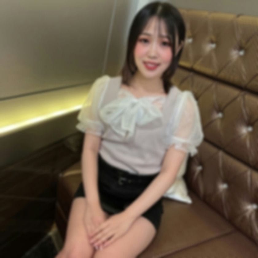 チビっ子ロ り J Dのゆきちゃん。オ サナ サの残るその体も快楽には胜てず中出しをすんなり受け入れます。