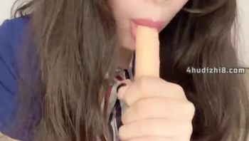 142小只马妮娜 爱吃精液的空姐