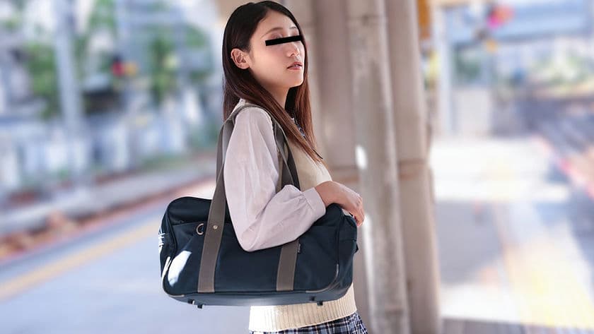 081224_01 10MU 天然むすめ制服娘を電車でイタズラ