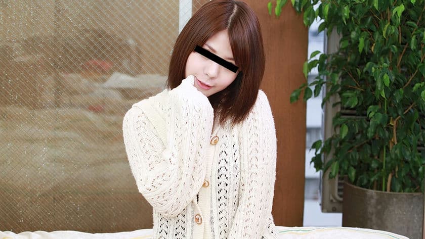 112124_01 10MU 天然むすめ路上で佇んでいる暇そうな可愛い素人娘をナンパゲット！