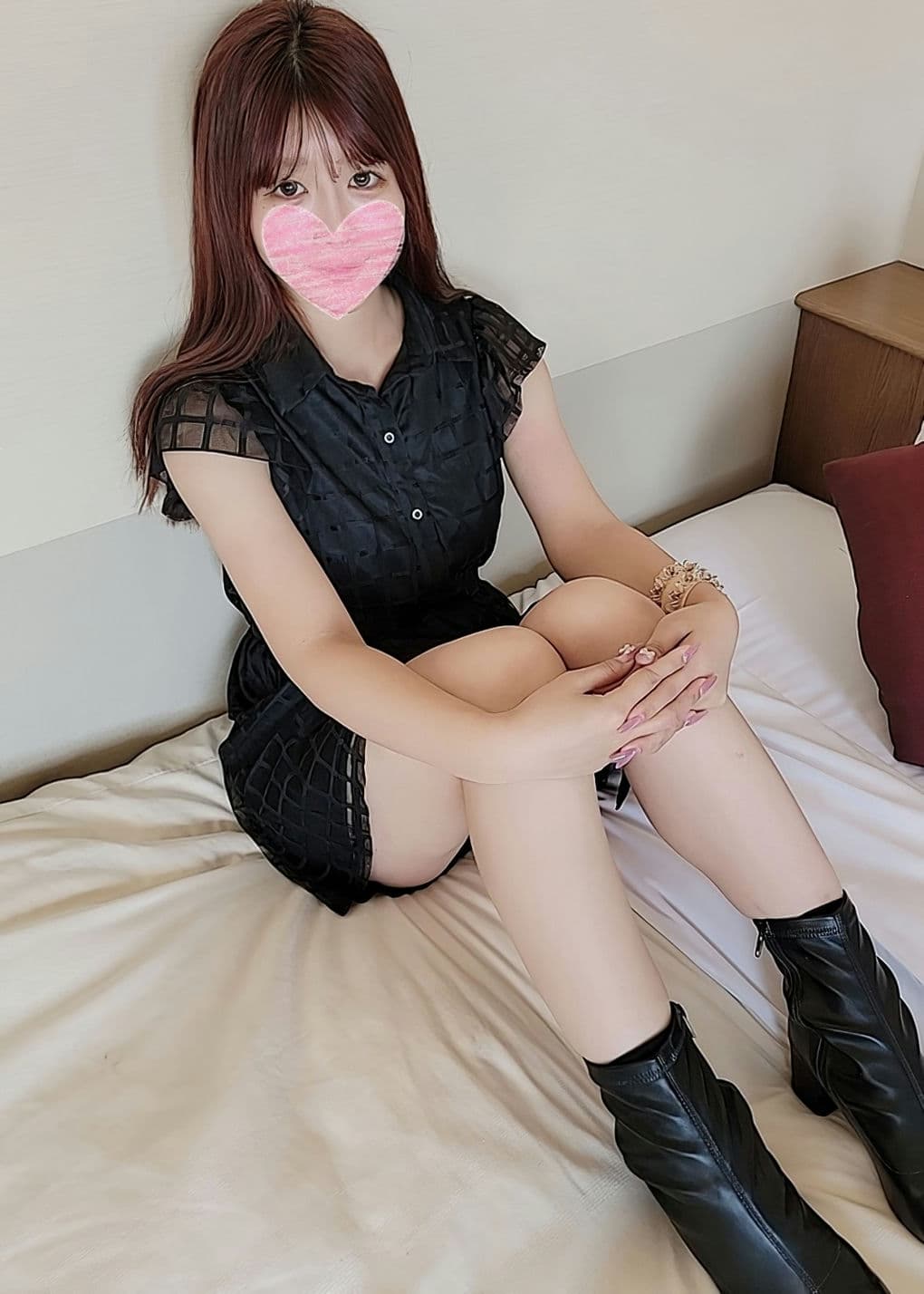 FC2 PPV 4577410 【无】アイドル级ひかるちゃんなんで他人の彼女って魅的なんだろう ？今回は网タイツでガッツリ中出し～予想以上に可爱い彼女は今年イ