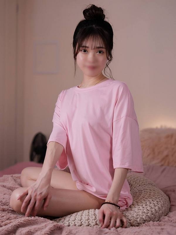 FC2 PPV 4580477 港区・ヤリ部屋②鬼きゃわ！「Eカップ」スレンダー美巨乳セフレさとみ・23歳