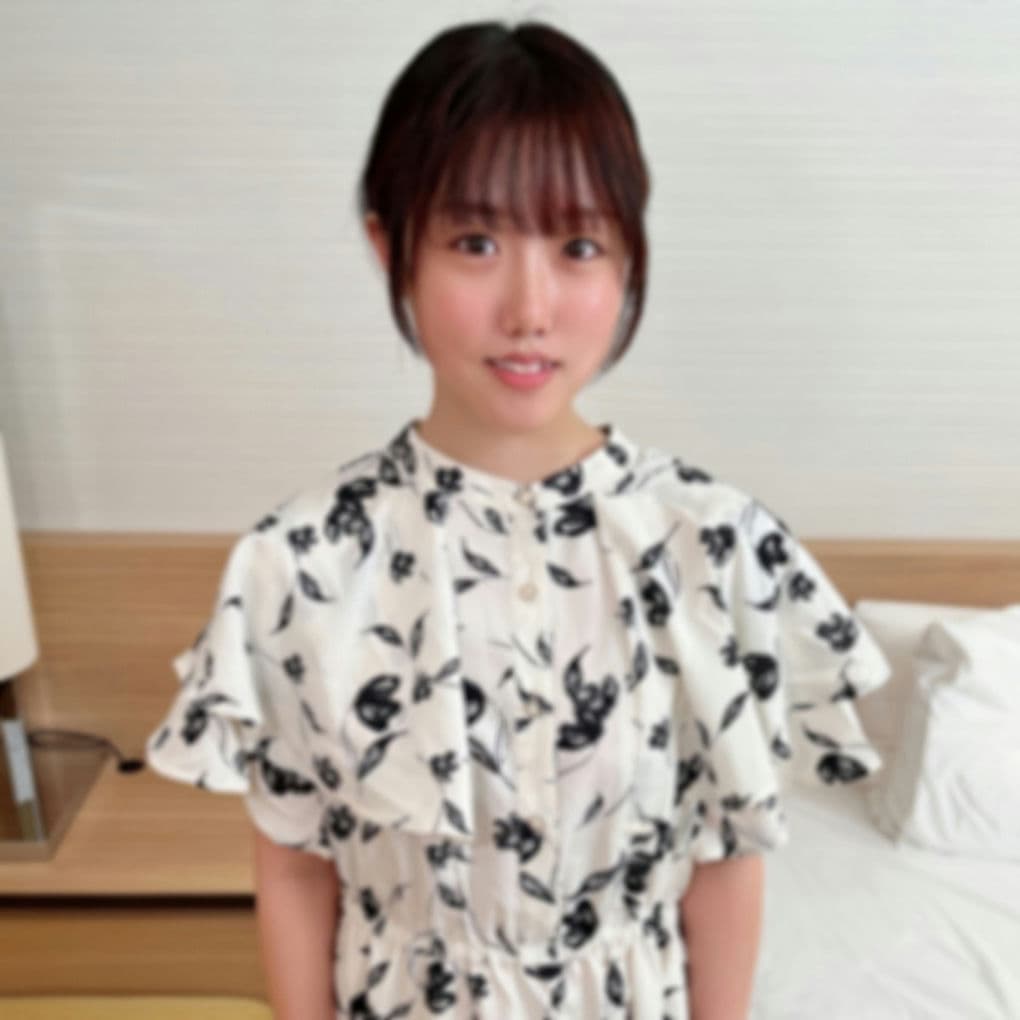 FC2 PPV 4554722 【初撮り／３発射】もぎたて果実のような１８歳色白美乳な予备校生の美裸体に、新鲜搾りたて精液を中出し＆颜射トッピング。