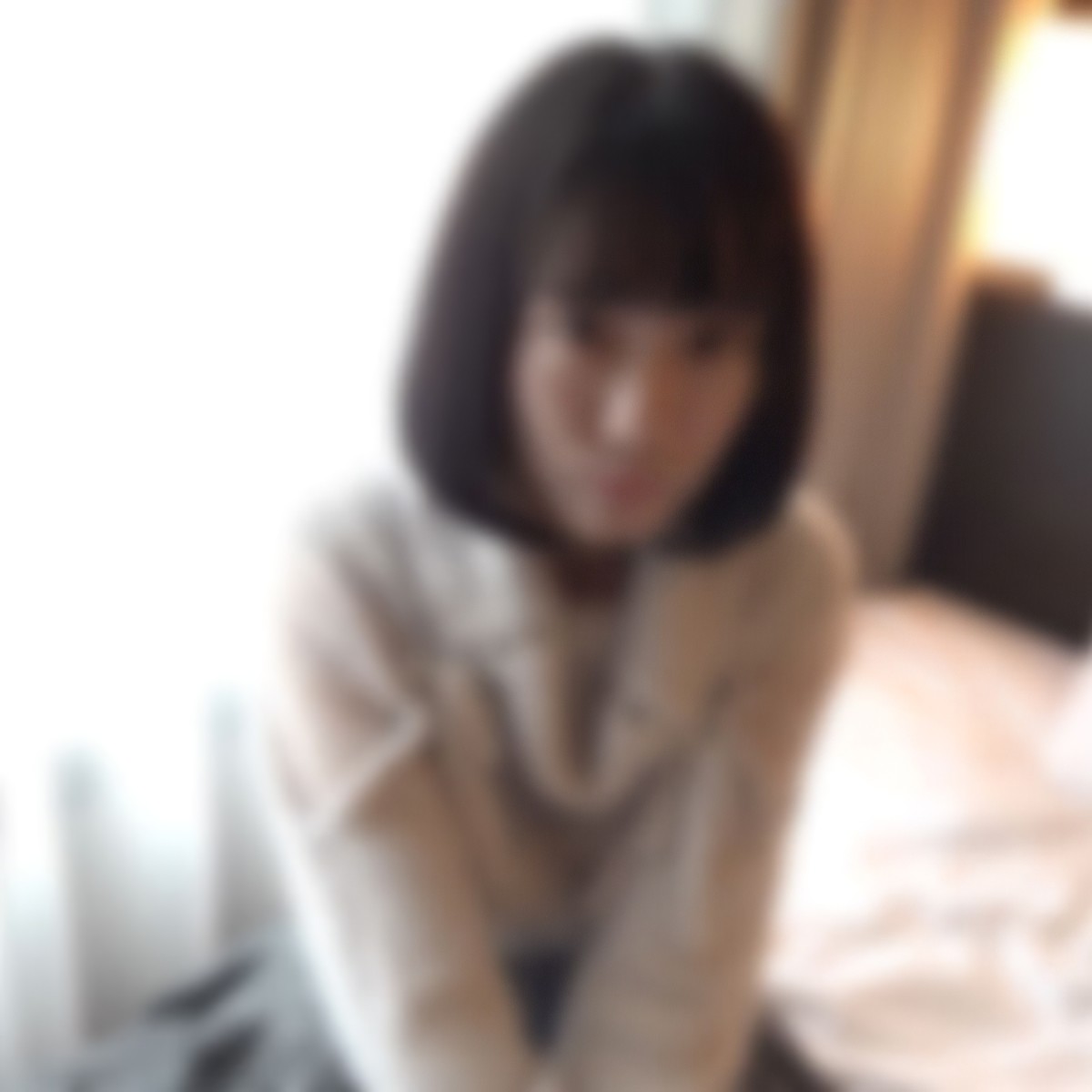 FC2 PPV 4556114 【完全颜出し・无修正】中中退后、地下アイドルになっているところを発见し、再会。未成熟な身体は健在で最高で3回射精してしまいました