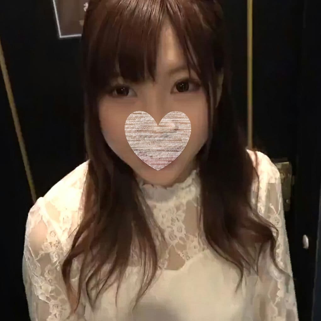 FC2 PPV 4556533 【無・個撮】激カワ素人スレンダーボディちゃん第2弾！本気の種付け生中出しセックス！【特典で高画質】