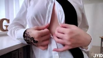 童颜巨乳の色色学妹－感恩酱