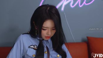 晃乳与长腿美尻放荡淫乱特务双姬 为了情报脱光摇乳诱惑  竟变成擦枪走火慰慰高潮