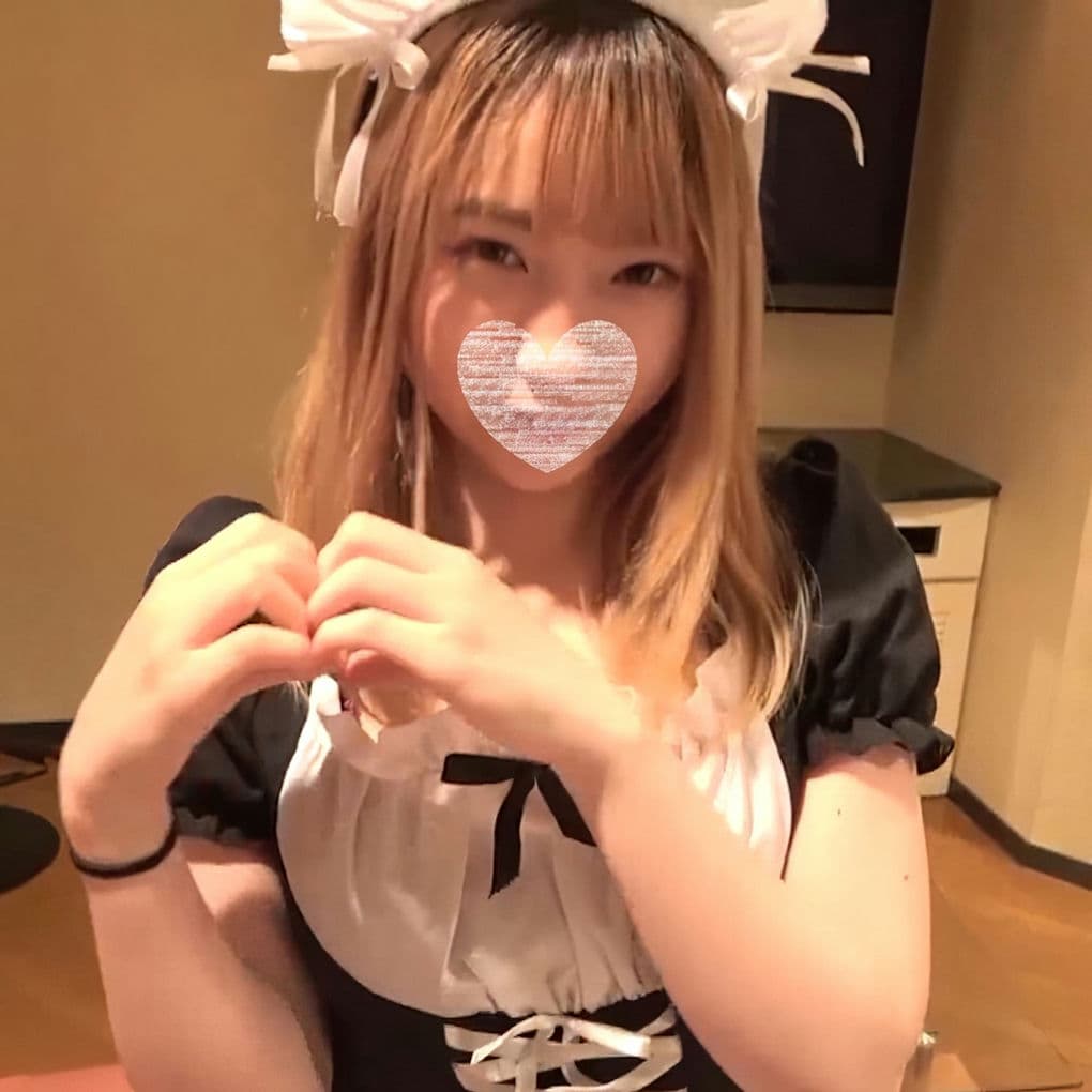 FC2 PPV 4559762 【无・个撮】これで见纳め？アイドル颜负けの美女×メイド服大量の玩具で限界までイかせまくる！ハメ撮り【特典で高画质】
