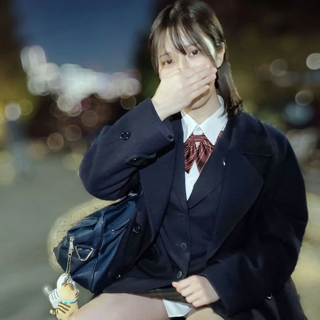 FC2 PPV 4560159 これで最后。たいやき屋でバイトをしていた地味可爱い色白美巨乳