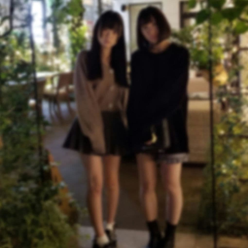 FC2 PPV 4569469 【完全颜出し・乱交】【中出し】前回の３ｐで一人にしか中出ししてなくて不公平だと思い、今回は４ｐで平等に中出し