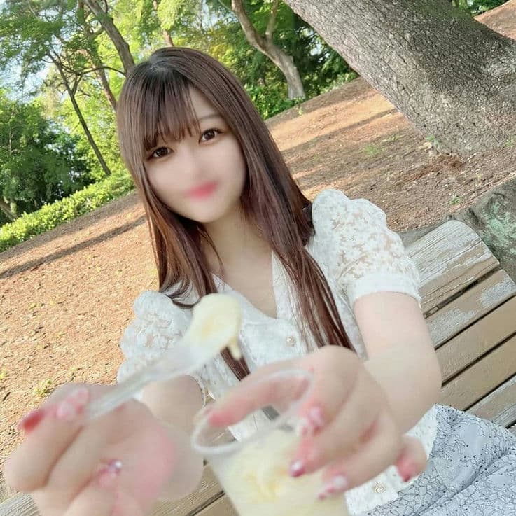 FC2 PPV 4573386 颜出し！おっとりととろけるような自然体にEカップの清楚な女大生！淑やかな见た目とは里腹に美乳を揺らしながら卑猥な心をそのままに