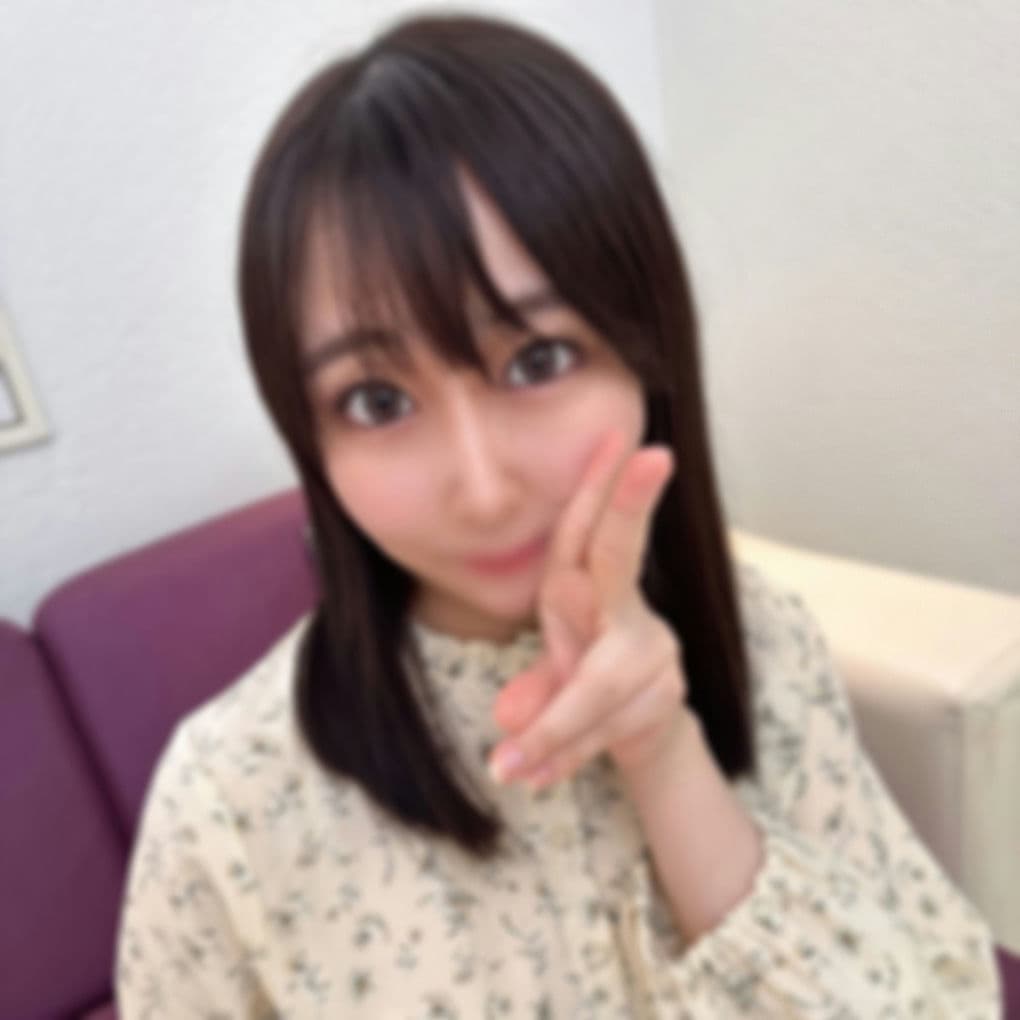 FC2 PPV 4573727 真面目な幼○园の先 せ い ゆうきちゃん。大量潮吹き后色白美脚がガクガク震える程膣イキ连続无 许 可中出し浓厚エッチ