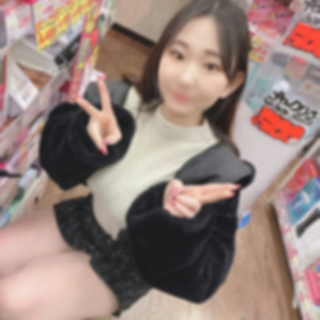 FC2 PPV 4621731 【2作 品 連 続 中出し有り】Hカップ爆乳 む す め なおみちゃん。未 理剛毛陰毛に愛液がつく程かんじて しま