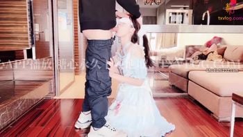 【粉色の情人】摄影师の潜规则淫乱射击