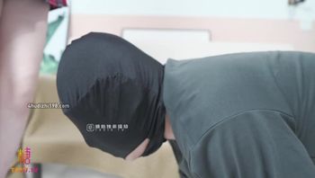 邻居姐姐输球后的惩罚用弟弟的肉棒释放输球的坏心情
