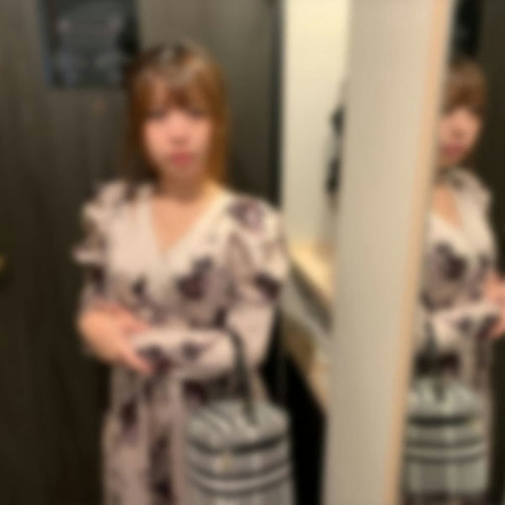 FC2 PPV 4636503 【颜出し】【3ｐ】【中出し】【不伦・ハメ撮り】近所のテンション高めでノリが良い人妻の気が変わらないうちに３ｐハメ撮りを実行。Ｗ中