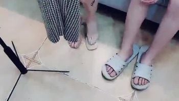 探花 第一女探花回归 啪啪 20220417期