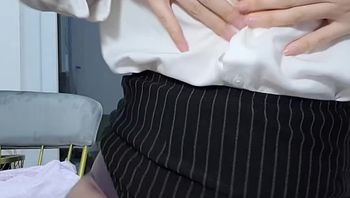 #福利姬 #闵儿淫荡少妇生物老师闵儿人如其名 补更一些之前发21