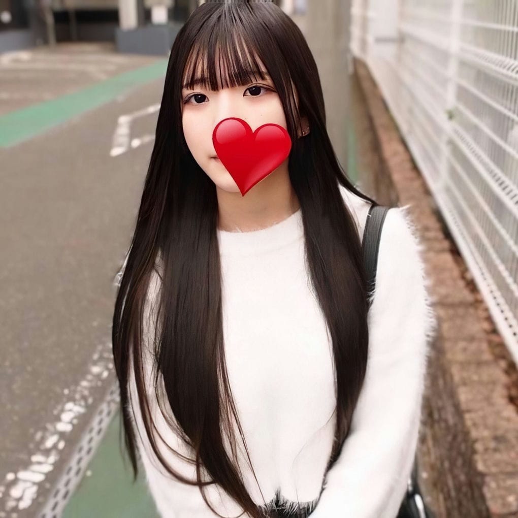 『完全颜出し』美味しいご饭一绪に行きたい！もう少し一绪にいたい！可爱いって言ってもいやいやいやっていう谦虚な女性に下着ちょっと