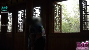 自古至今阁楼销魂 兔兔趁老公不在家勾引猛男狂操内射 逼都操翻精液溢出