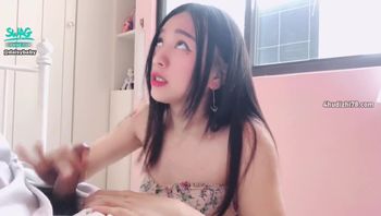 路上遇到swag主播 要求乳交 无套射屁股都同意了