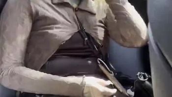 鱿鱼车上直播侧拍