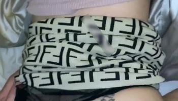 台湾情侣泄密之公司老总和美女秘书酒店开房