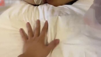 母狗反差婊空姐被土豪包养，调教无套内射，深喉口交