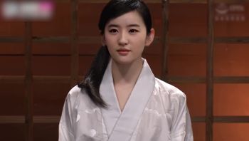 AI换脸刘亦菲女明星人体捆绑的成人艺术
