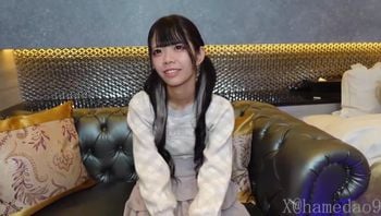 【初 颜出し】「 …」服饰学校に通うぴえん系ドM18歳 嬢。起业の梦の为悲愿の出演。快感で痉挛しまく1