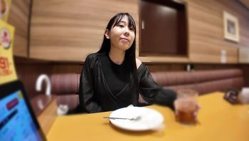 【初撮】都内现职美乳看护师。ナース服に隠した天然Gカップ解放、ムッチリボディを震わせ二発発射1