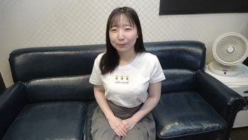 【初撮り】1 9さ いパティシエ志望の専门。経験少ないと辉くような色白美巨乳。初めてのデカチン刺激に感情爆発でな み だ1