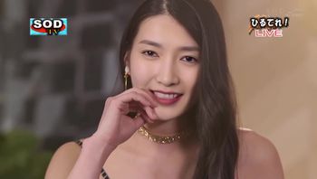 江疏影女主播误饮迷情饮料引发直播事故