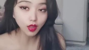 #胶囊小姐姐巨乳肥臀美娇娘直播