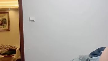 #蛀牙真的清纯大奶校花~童颜巨乳~扣穴自慰