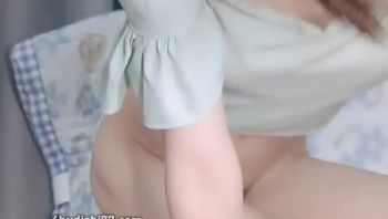 学生下海直播录播【怡崽打瞌睡】被男友大屌疯狂无套抽插 极品纤细长腿美女#大学生#出租屋#情侣直播#大长腿